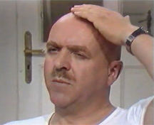 Peter Koppen in: "Die Zeit ist reif f�r Ernst Eisw�rfel" - Kinoversion anl�sslich des ersten "Ernst Eisw�rfel Festivals� 1991- Ausschnitte auf "YOU TUBE"